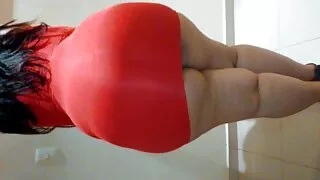 Zoe lésbicas gostosas brasileiras fodido na cama.