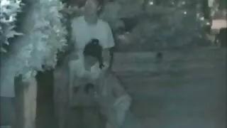 Uma simples Punheta de um galo brasileiras porn preto entre as mamas dela.