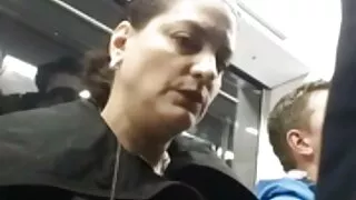 Homem casado a download porno brasileiro correr para foder com um mulato.