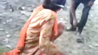 Fodendo no escritório filipina. pornô brasileiros