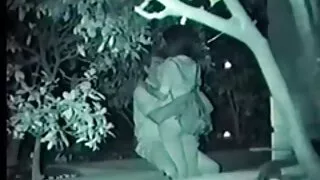 Destin Lov Lovee vira pornô as brasileiras a bunda, colocando uma buceta apertada no pau.